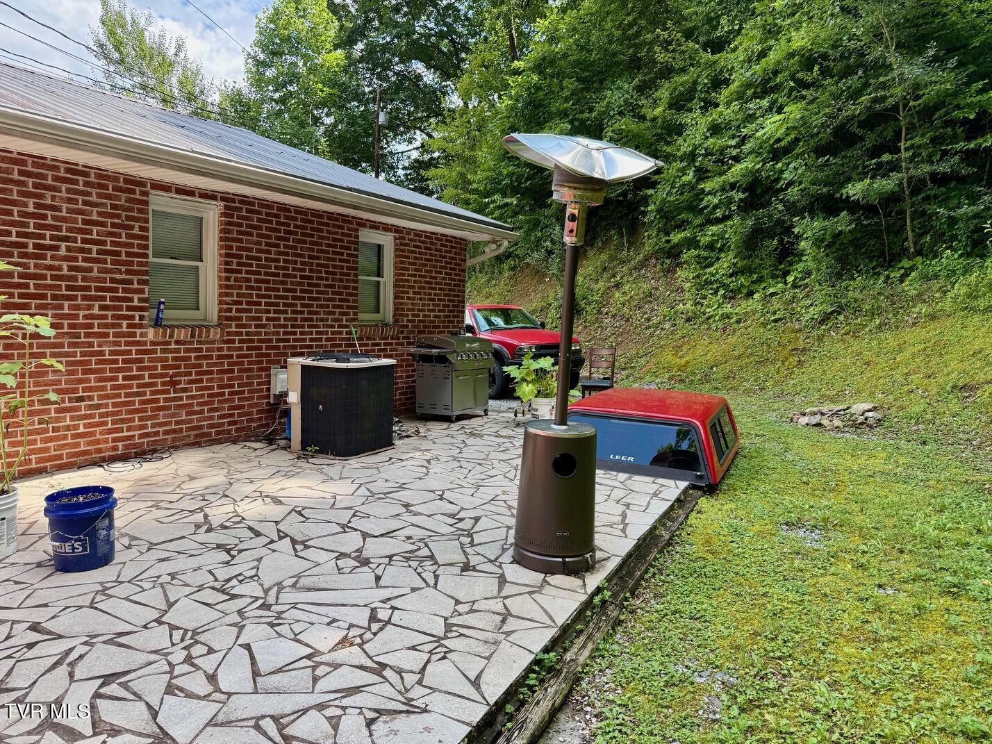 4719 Jordan Road Coeburn, VA 24230 - Photo 22 of 29 28