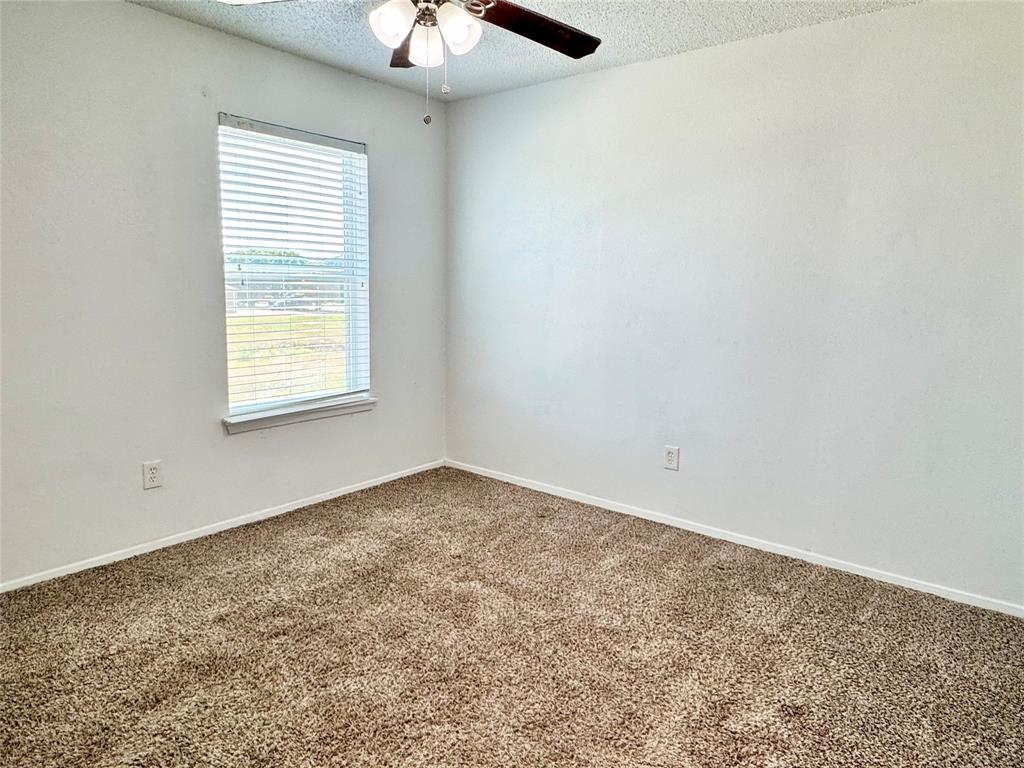 441 Southwest Thomas Street, Unit B Burleson, TX 76028 - Photo 11 of 20