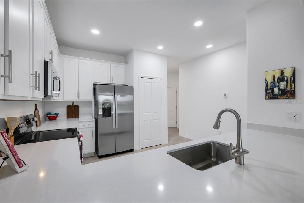 2175 Dragonfruit Way Naples, FL 34120 - Photo 10 of 42