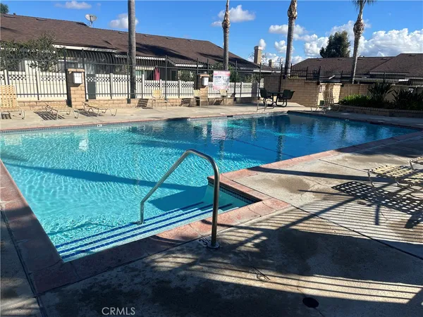 $2,400 | 855 Tangerine Street, Corona, CA 92879