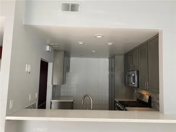 $2,400 | 855 Tangerine Street, Corona, CA 92879
