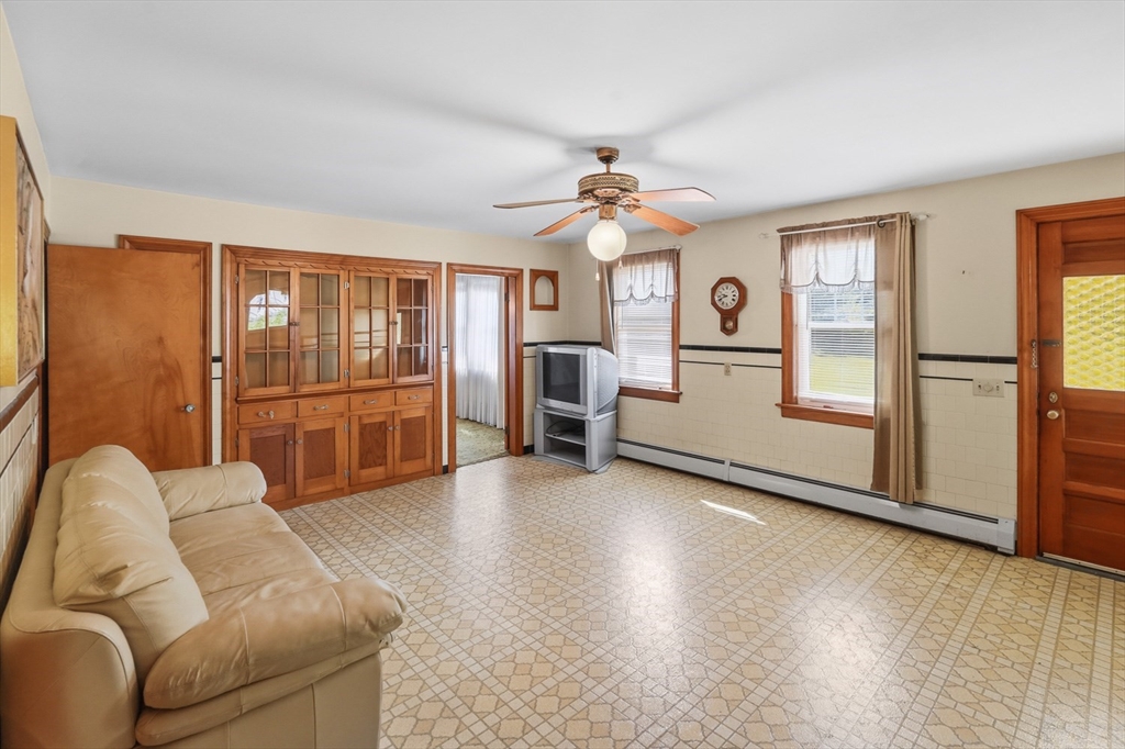 77 West Main Street Dudley, MA 01571 - Photo 22 of 42