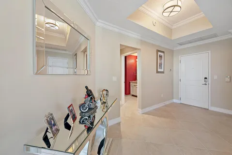 $2,499,000 | 701 South Olive Avenue, Unit 719, West Palm Beach, FL 33401