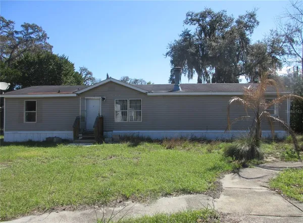 $135,000 | 18601 Southeast 24th Lane, Ocklawaha, FL 32179