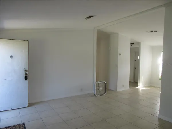 $135,000 | 18601 Southeast 24th Lane, Ocklawaha, FL 32179