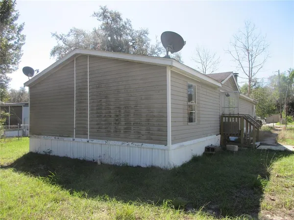 $135,000 | 18601 Southeast 24th Lane, Ocklawaha, FL 32179