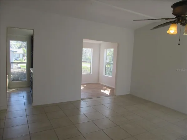 $135,000 | 18601 Southeast 24th Lane, Ocklawaha, FL 32179