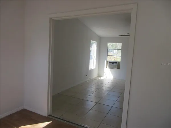 $135,000 | 18601 Southeast 24th Lane, Ocklawaha, FL 32179