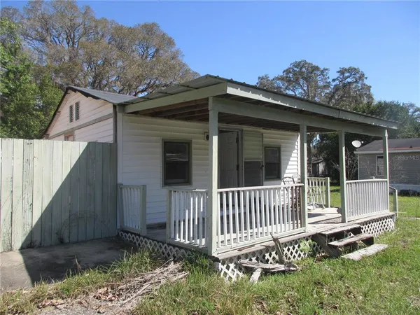 $135,000 | 18601 Southeast 24th Lane, Ocklawaha, FL 32179