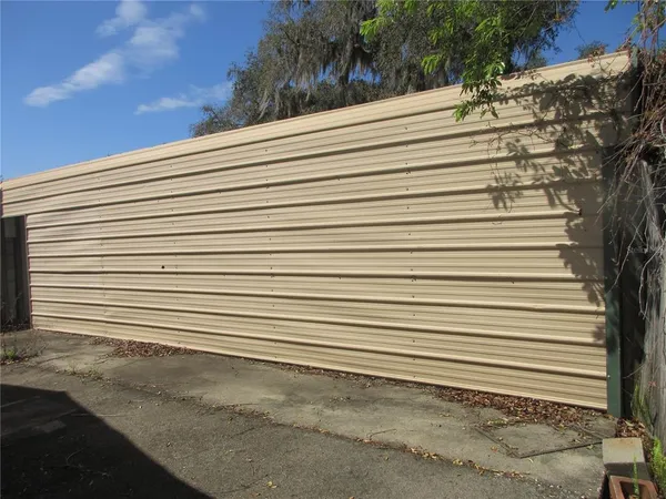 $135,000 | 18601 Southeast 24th Lane, Ocklawaha, FL 32179