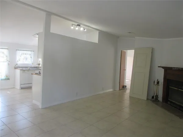 $135,000 | 18601 Southeast 24th Lane, Ocklawaha, FL 32179