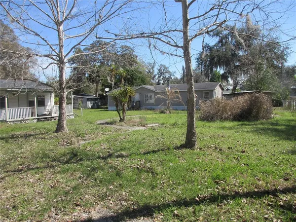 $135,000 | 18601 Southeast 24th Lane, Ocklawaha, FL 32179