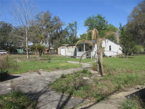 $135,000 | 18601 Southeast 24th Lane, Ocklawaha, FL 32179