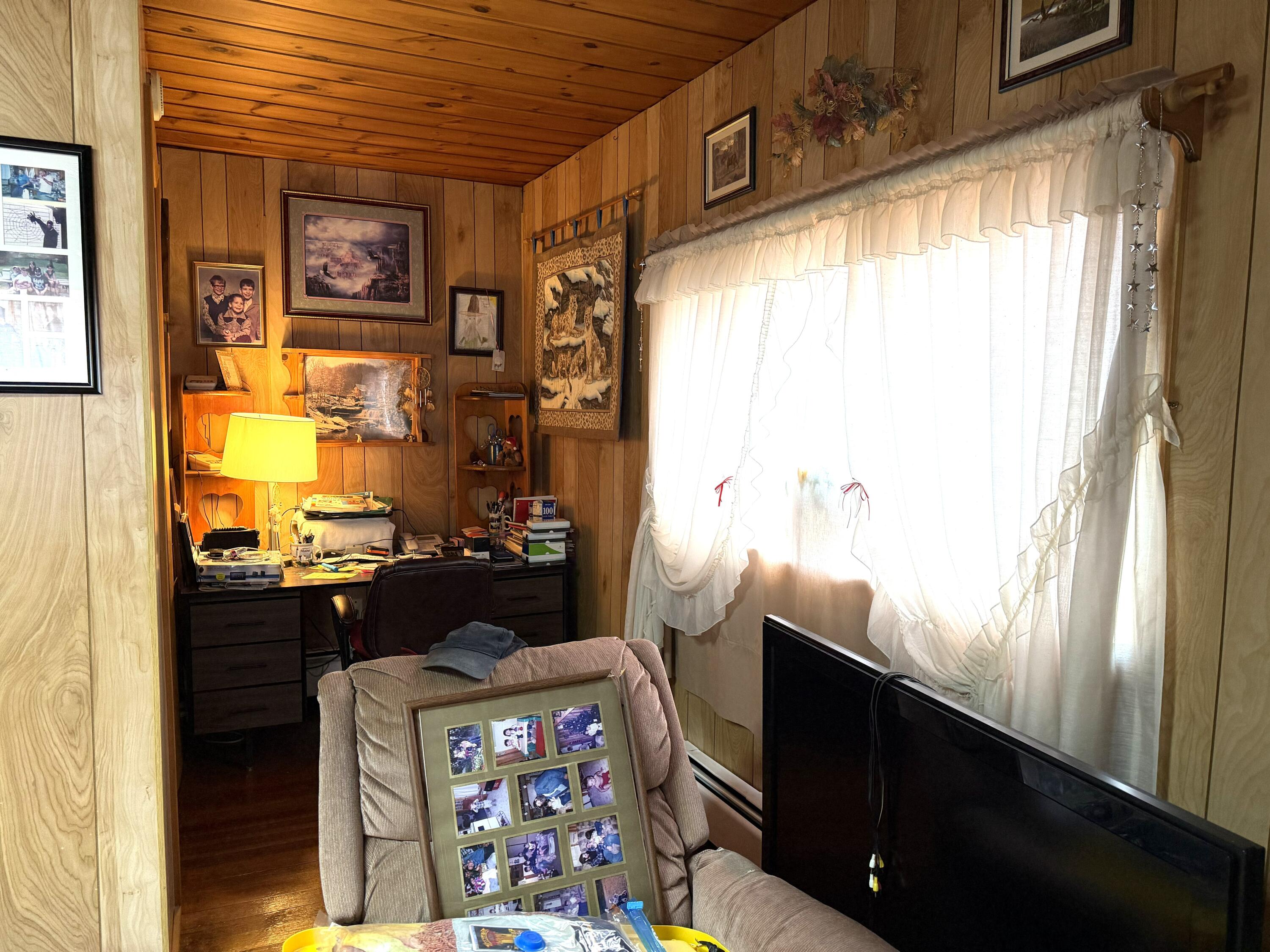 47 Elm Street Milo, ME 04463 - Photo 15 of 47 foyer-office-2