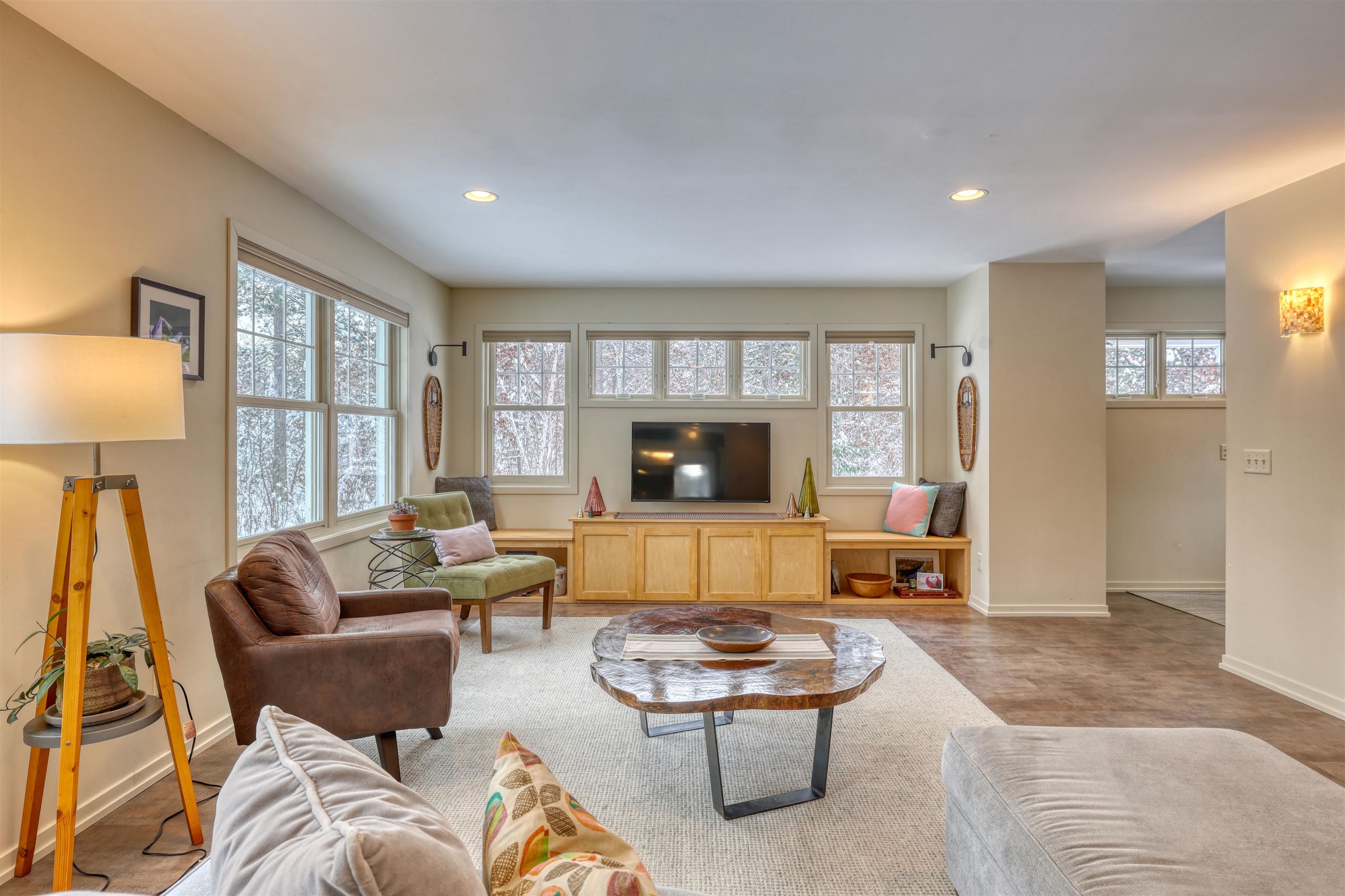 8056 North North Road Springbrook, WI 54875 - Photo 14 of 65 Living room featuring plenty of natural light and recessed lighting