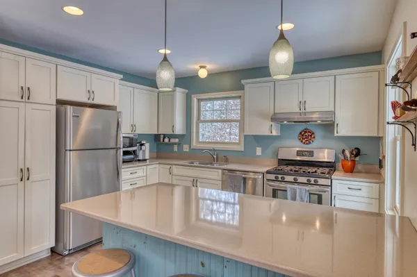 $929,000 | 8056 North North Road, Springbrook, WI 54875
