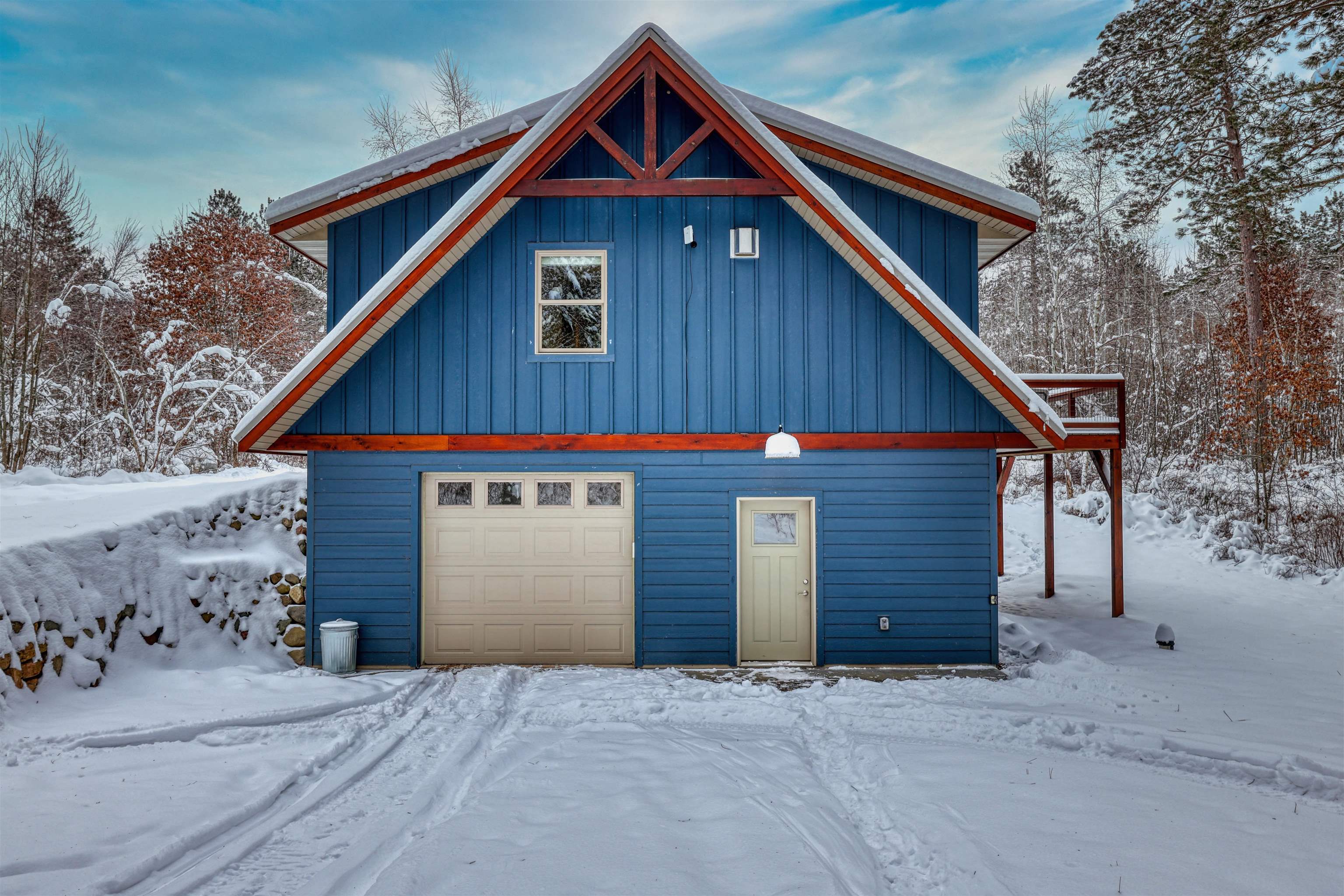 8056 North North Road Springbrook, WI 54875 - Photo 43 of 65 View of snow covered garage