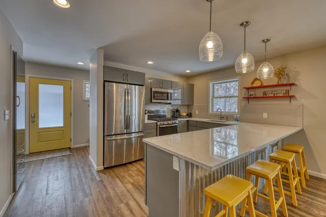 $929,000 | 8056 North North Road, Springbrook, WI 54875