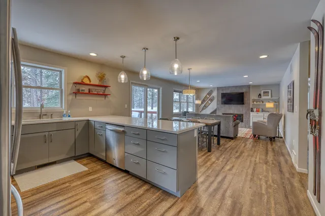 $929,000 | 8056 North North Road, Springbrook, WI 54875