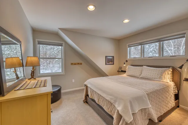 $929,000 | 8056 North North Road, Springbrook, WI 54875