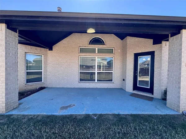 $549,000 | 5829 Oakmere Lane, Aubrey, TX 76227