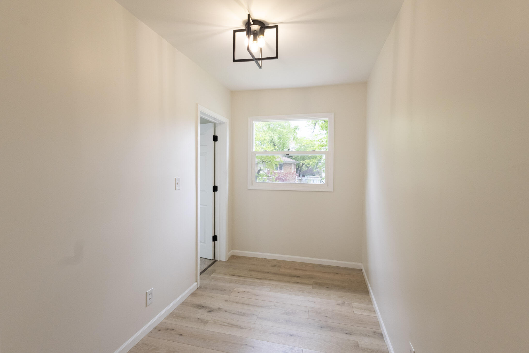 4409 Adams Street Gary, IN 46408 - Photo 14 of 21 2048x1365