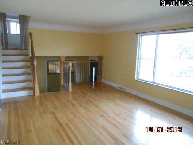 11909 Reno Drive Parma, OH 44130 - Photo 5 of 19
