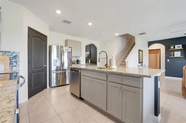 $430,000 | 9654 Black Walnut Drive, Groveland, FL 34736