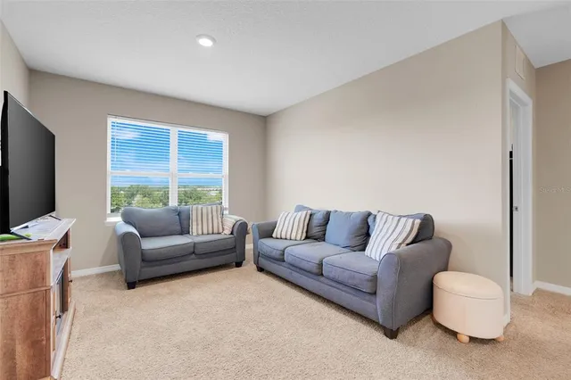 $430,000 | 9654 Black Walnut Drive, Groveland, FL 34736