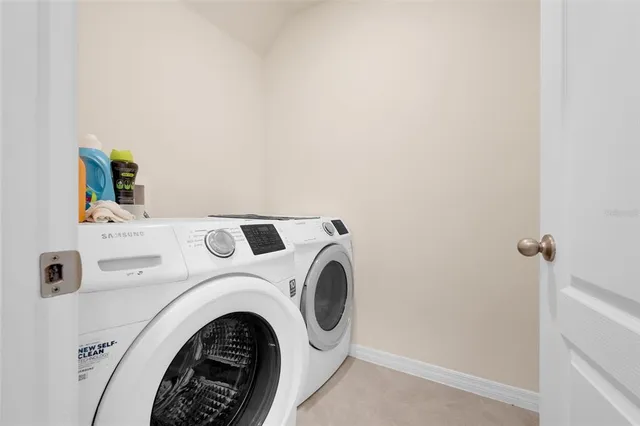 $430,000 | 9654 Black Walnut Drive, Groveland, FL 34736