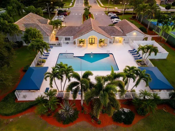 $649,000 | 7534 Ironbridge Circle, Delray Beach, FL 33446