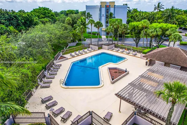 $3,300 | Doral Park, Doral, FL 33178