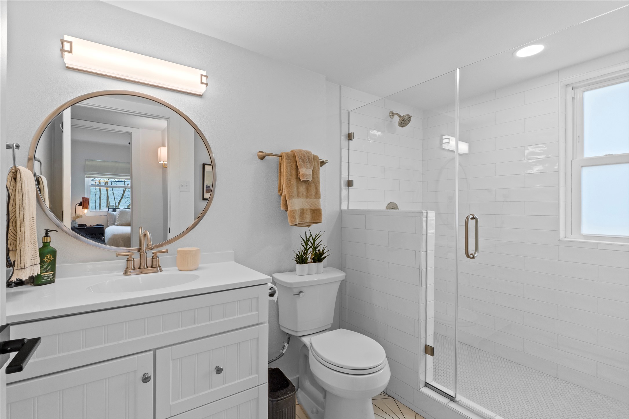 6809 Roanoke Drive Austin, TX 78723 - Photo 13 of 25