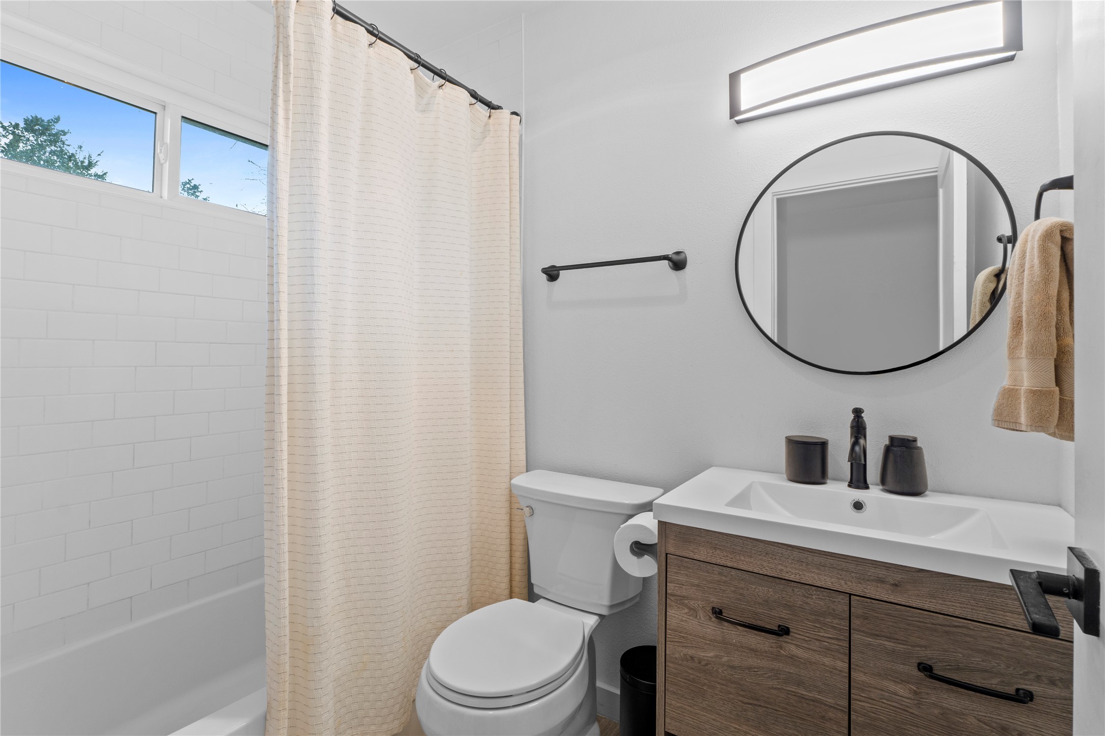 6809 Roanoke Drive Austin, TX 78723 - Photo 16 of 25