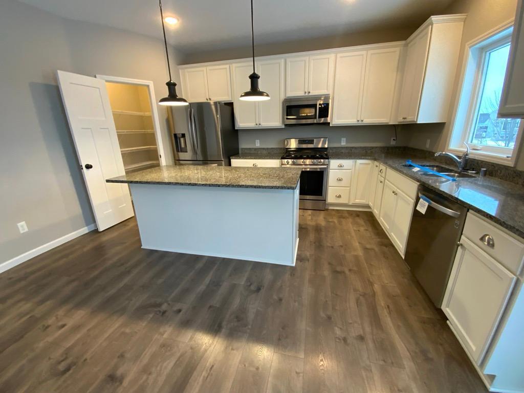 11775 33rd Street North Lake Elmo, MN 55042 - Photo 9 of 26