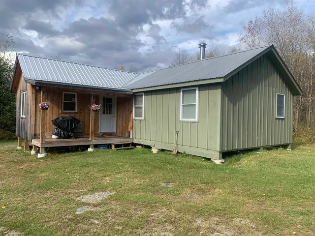 $250,000 | 393 G P Loop Road, Clarksville, NH 03592