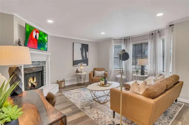 $3,500 | 2099 Valley Oaks Drive Southeast, Smyrna, GA 30080