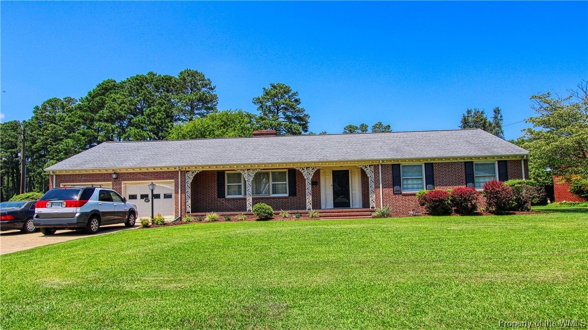 107 Stonehurst Road Hampton, VA 23669 - Photo 1 of 30 Gallery Image 1