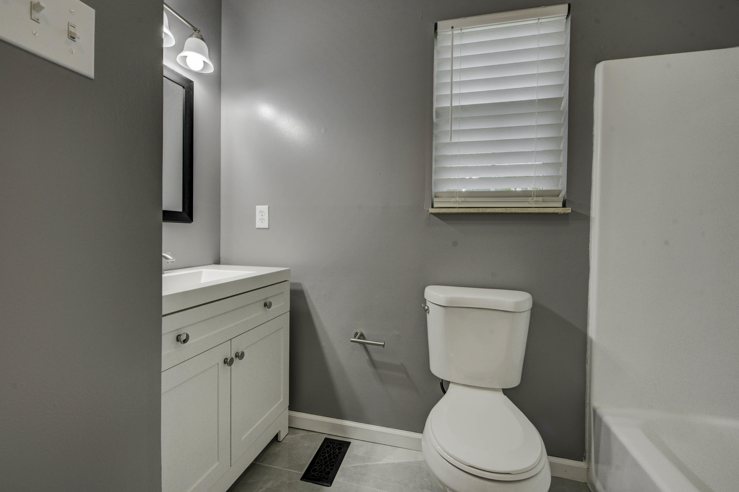908 Tree Trunk Road Knoxville, TN 37934 - Photo 15 of 28 16