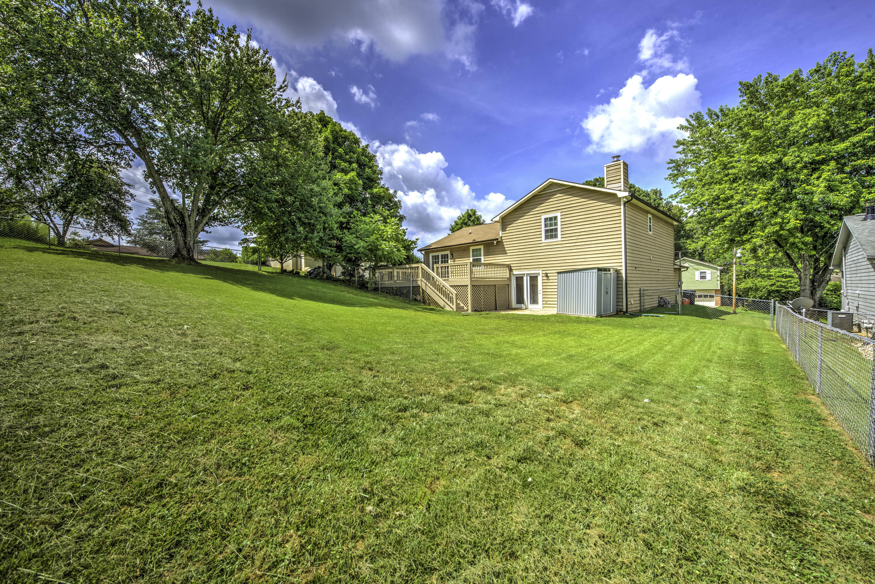 908 Tree Trunk Road Knoxville, TN 37934 - Photo 27 of 28 28