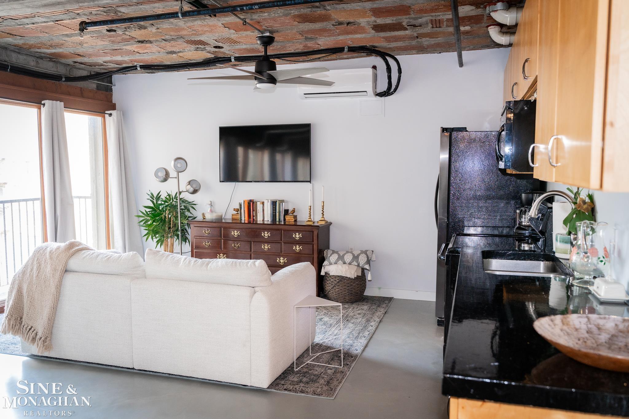 2915 John R Street, Unit 401 Detroit, MI 48201 - Photo 13 of 26 Gallery Image 13