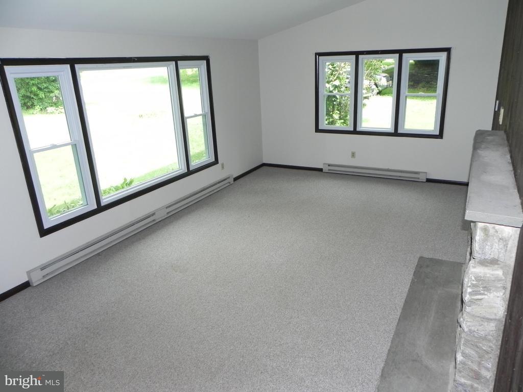 353 Bell Road Christiana, PA 17509 - Photo 8 of 22