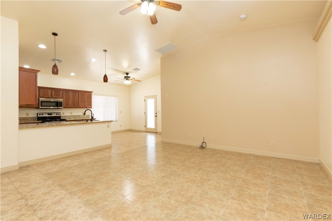 3334 Silver Hill Road Kingman, AZ 86401 - Photo 4 of 50 Gallery Image 4