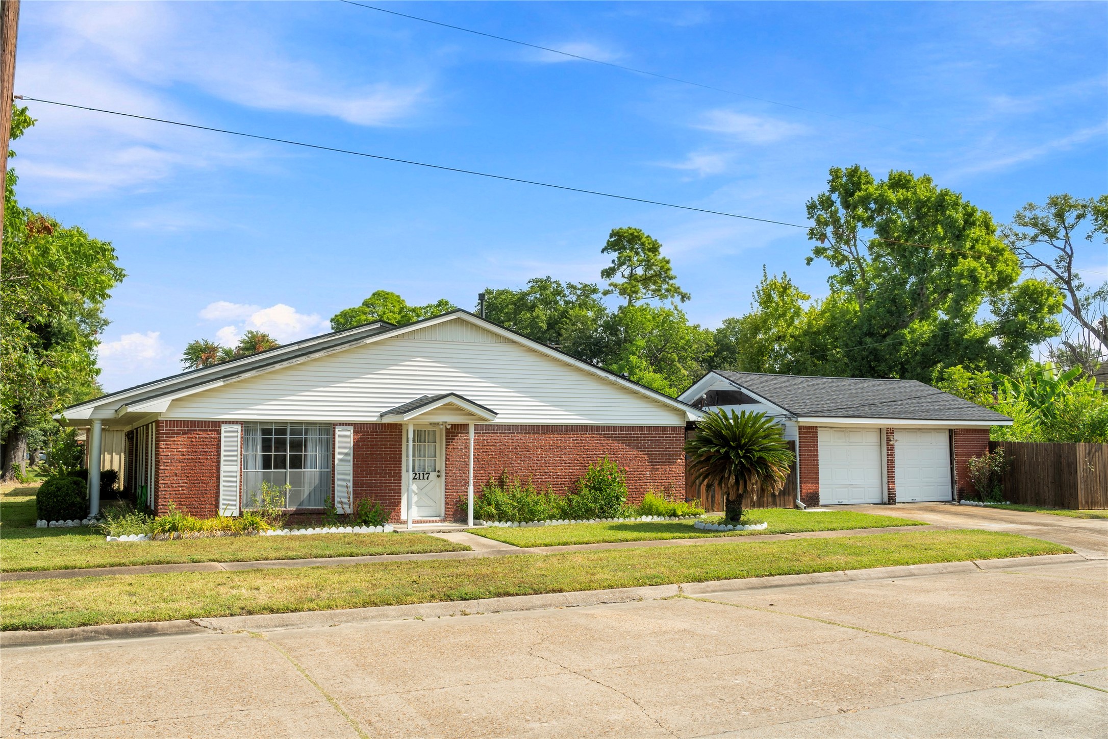 Side of home/Garage
