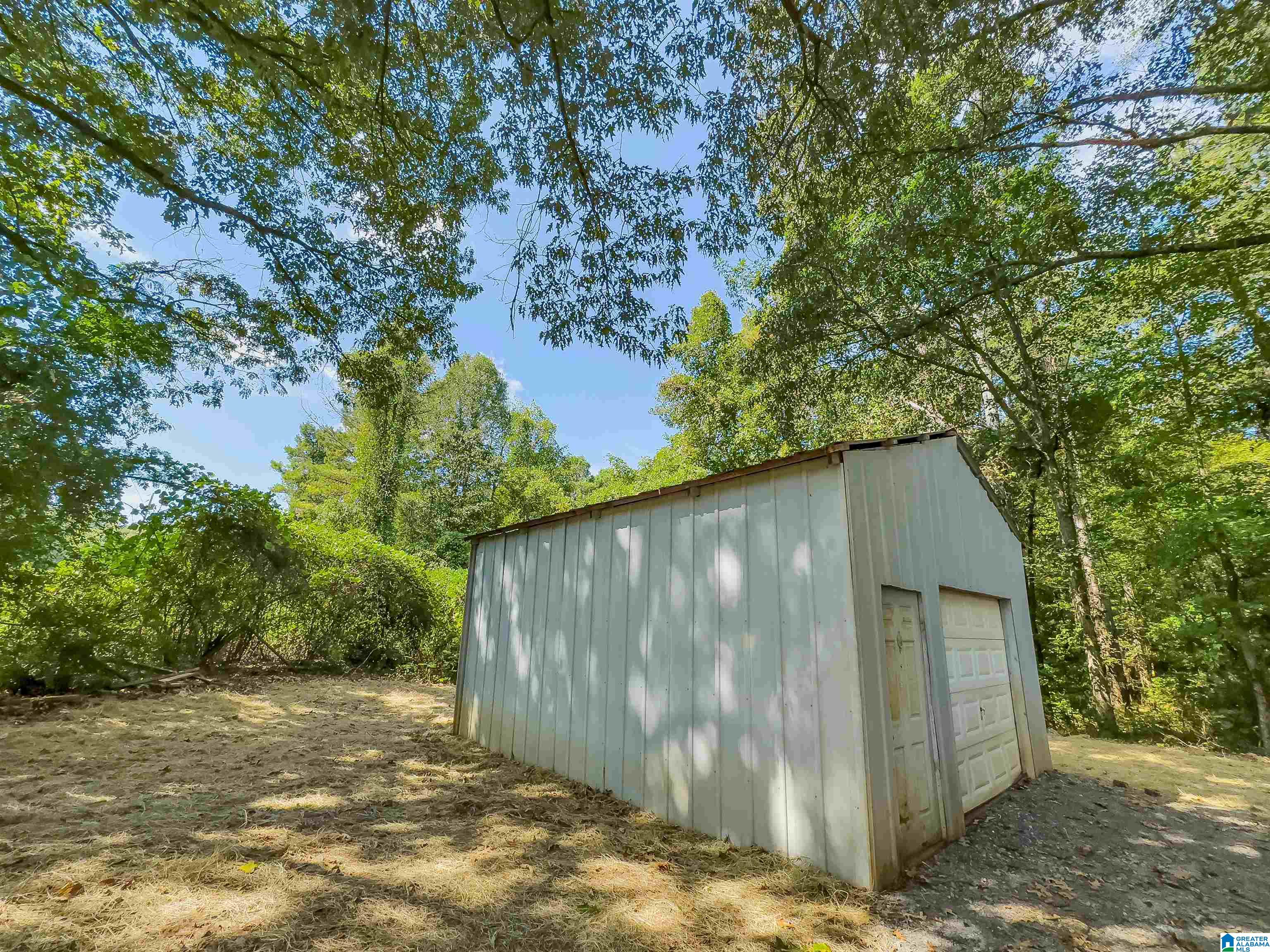1711 Champion Road Oneonta, AL 35121 - Photo 10 of 27