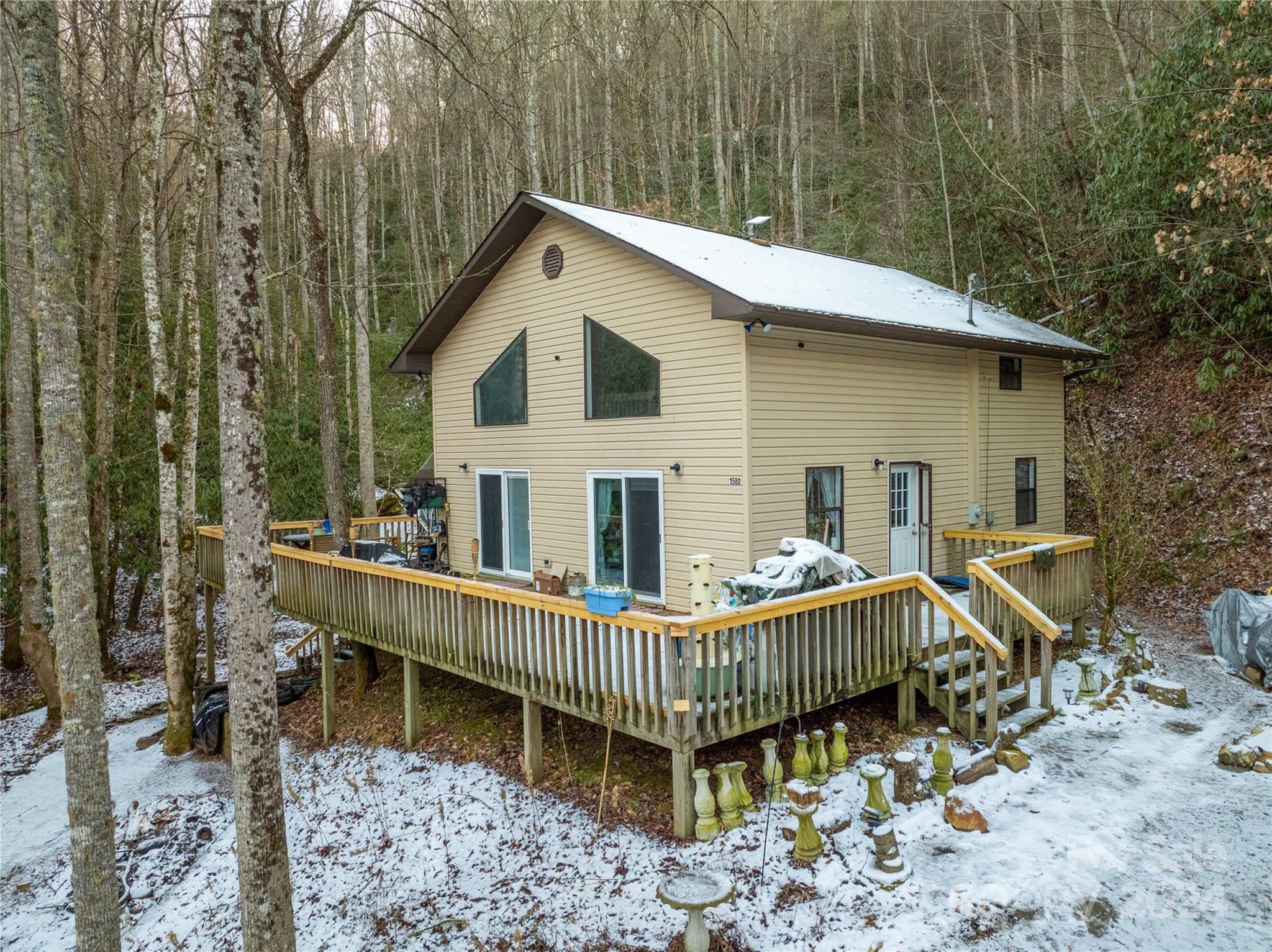 1580 Firefly Road Whittier, NC 28789 - Photo 29 of 37 Gallery Image 29