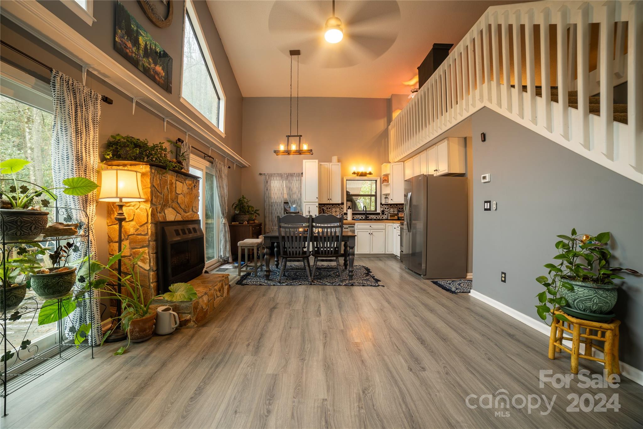 1580 Firefly Road Whittier, NC 28789 - Photo 6 of 37 Gallery Image 6