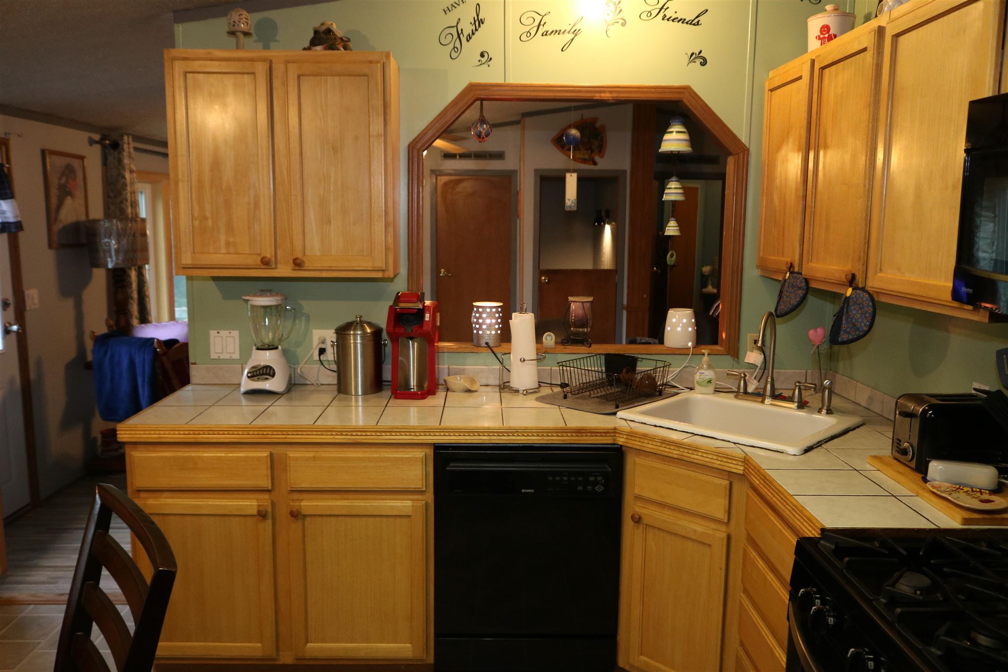 261 Starbuck Road Pomfret, VT 05084 - Photo 5 of 27