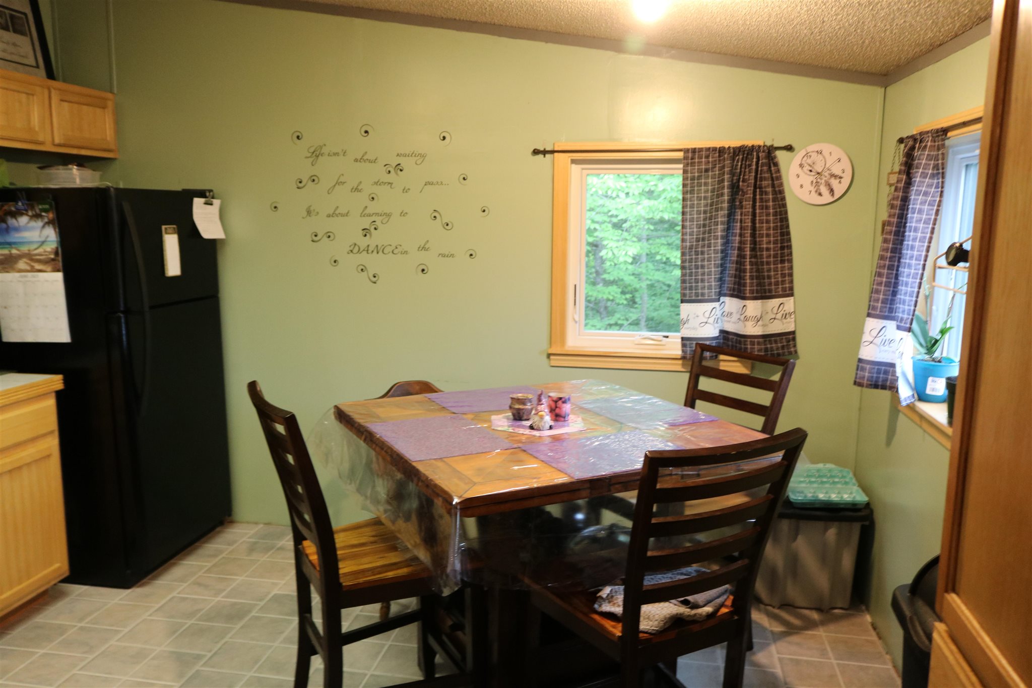 261 Starbuck Road Pomfret, VT 05084 - Photo 6 of 27