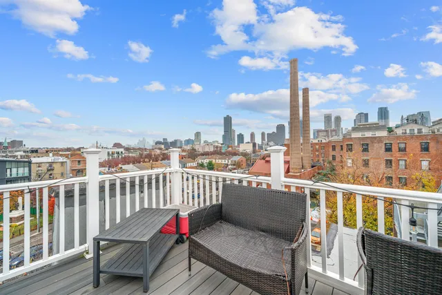 $2,350 | 88 Brunswick Street, Unit 5, Jersey City, NJ 07302